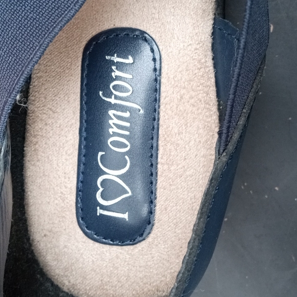 I ❤️ Comfort 7 1/2 M Navy Blue - Picture 3 of 6